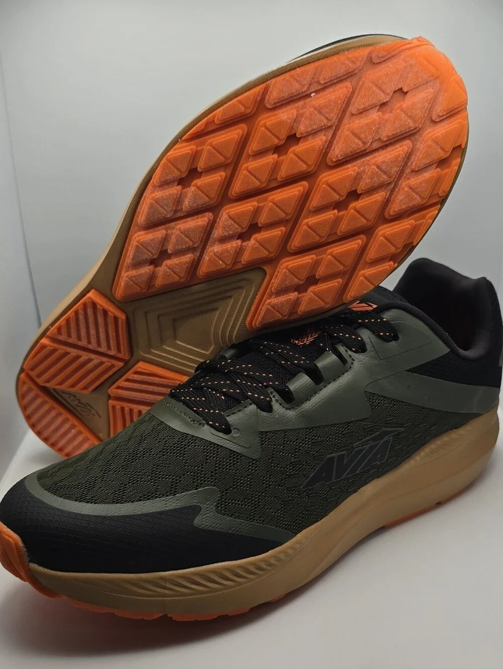 Avia low profile